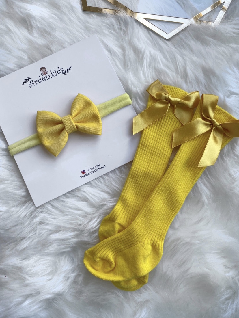 Sarı Fiyonk -Çorap Set