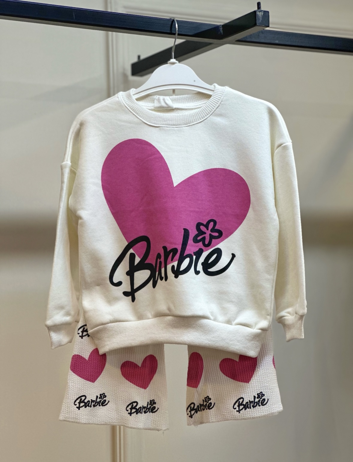 1-6 Yaş Kalp Detaylı Barbie Alt Üst Takım